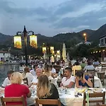 بيت للعطل Giritimu Evleri *