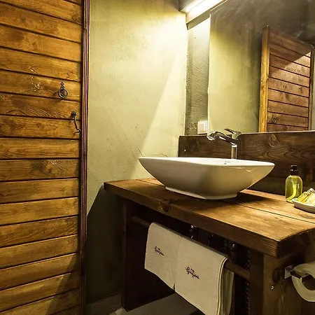 Giritimu Evleri Bed & Breakfast